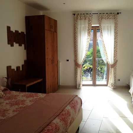 Crotto Regina Guest house Gravedona
