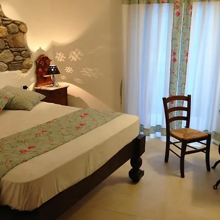 Crotto Regina Guest house 3*